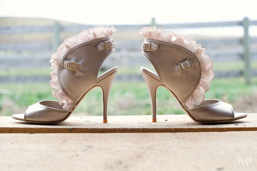 calgary_bride_cover_shoot_shoes