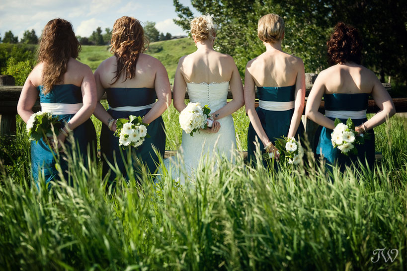 Bow-Valley-Ranche-wedding-photographs-bridesmaids