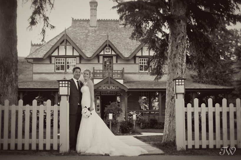 Bow-Valley-Ranche-wedding-photographs-historic-house