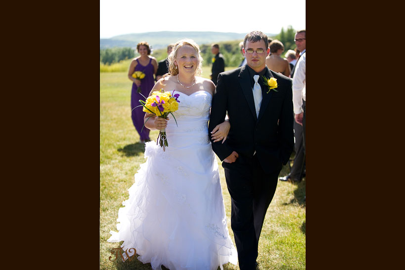 Rustic-Weddings-in-Calgary-wedding-ceremony
