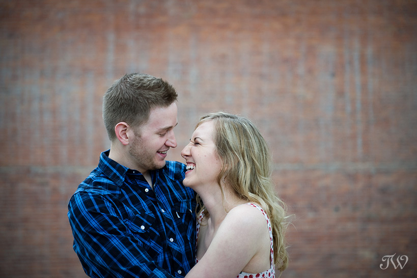 katherine_tyler_rooftop_movie_engagement_session_13