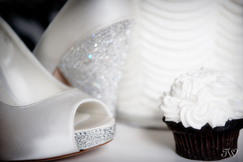 sparkly-fun-wedding-shoes-cameo-and-cufflinks-Tara-Whittaker-Photography-03