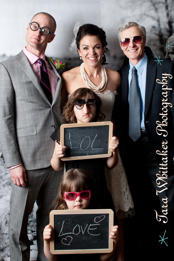photo-booths-for-weddings-tara-whittaker-photography-01