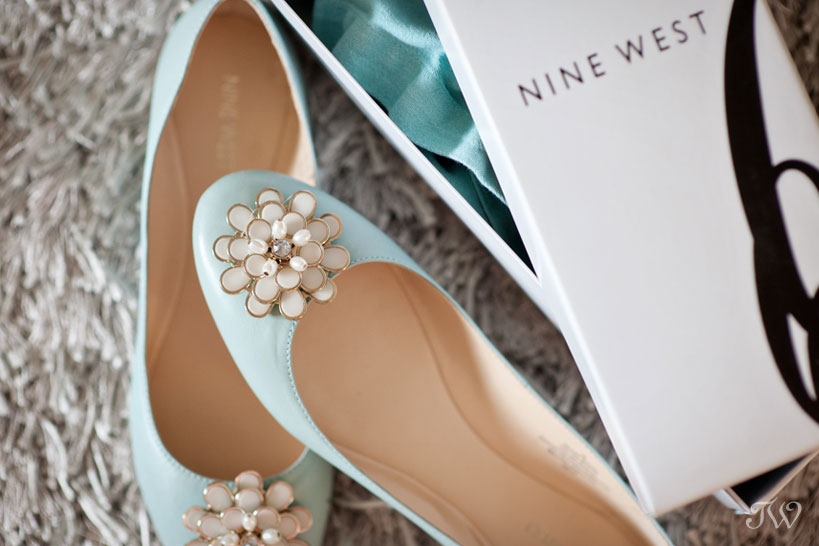 fun-wedding-shoes-Tara-Whittaker-Photography-01