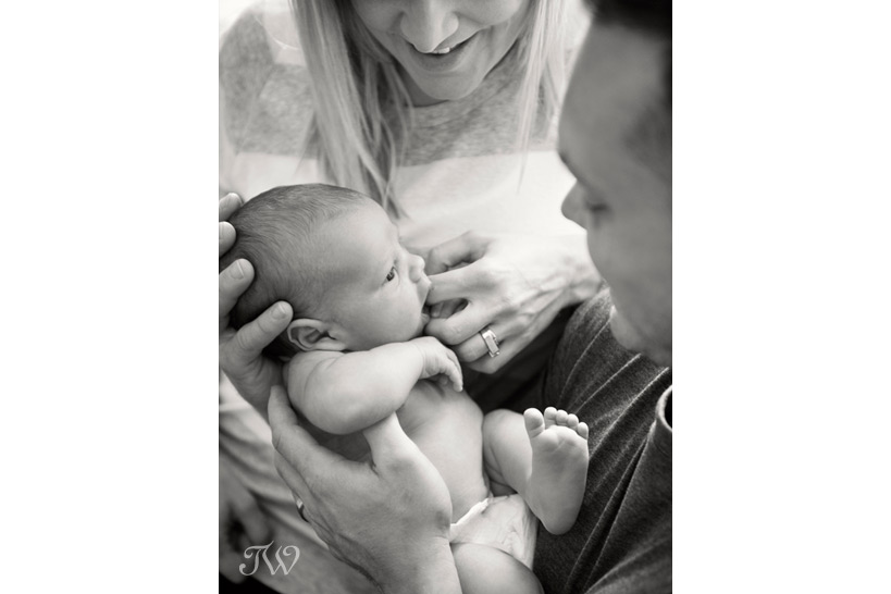 baby-picture-calgary-newborn-photographer-10