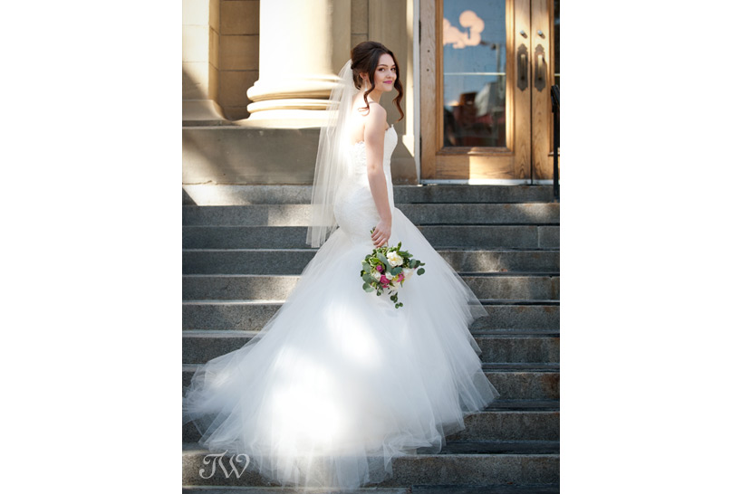 Bride in a Romona Keveza Bridal gown Tara Whittaker Photography