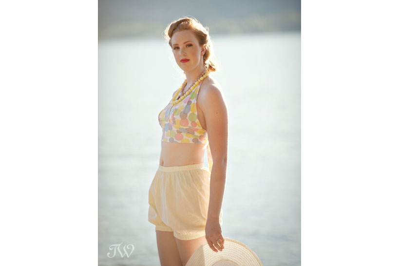 vintage beach outfits captured by Tara Whittaker Photography