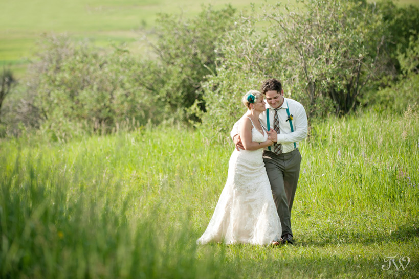 bride and groom captured by Tara Whittaker Photography