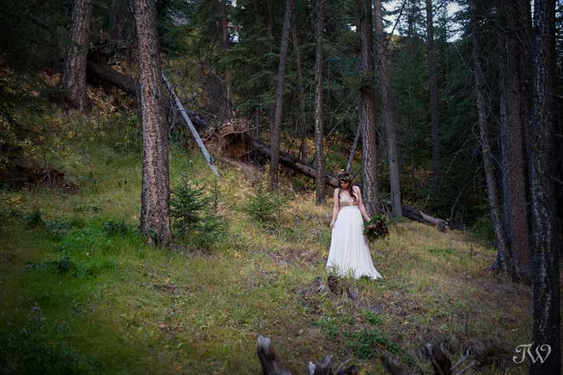 mountain bride captured by Tara Whittaker Photography