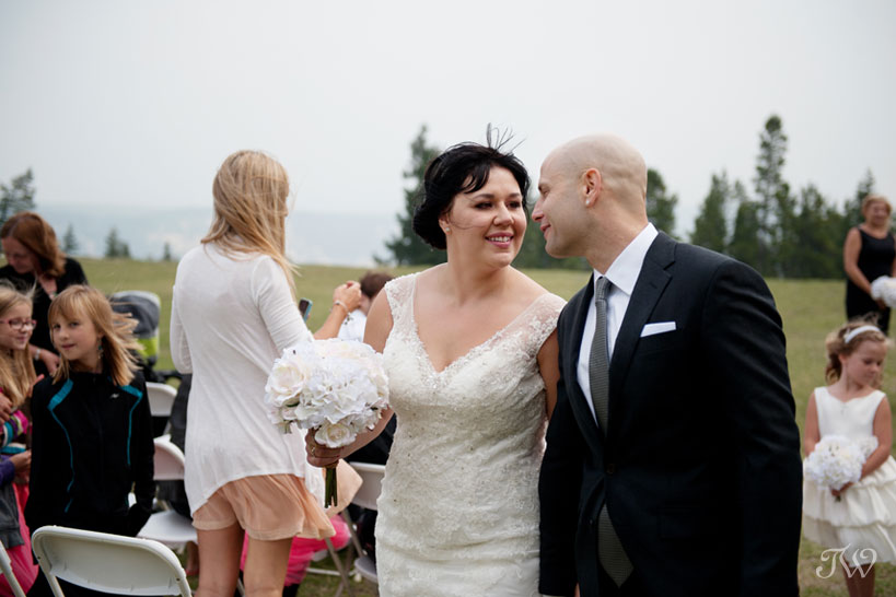 just married at Tunnel Mountain Reservoir captured by Tara Whittaker Photography