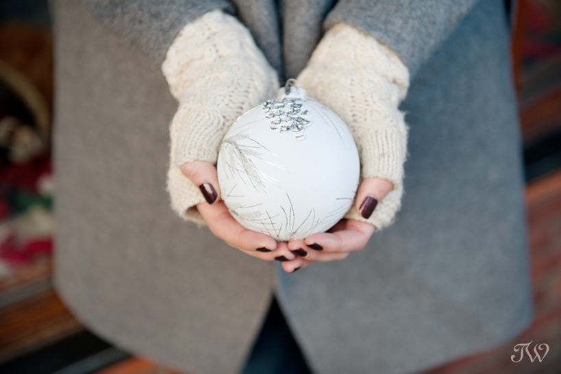 Ornament from The Spirit of Christmas in Banff captured by Tara Whittaker Photography 
