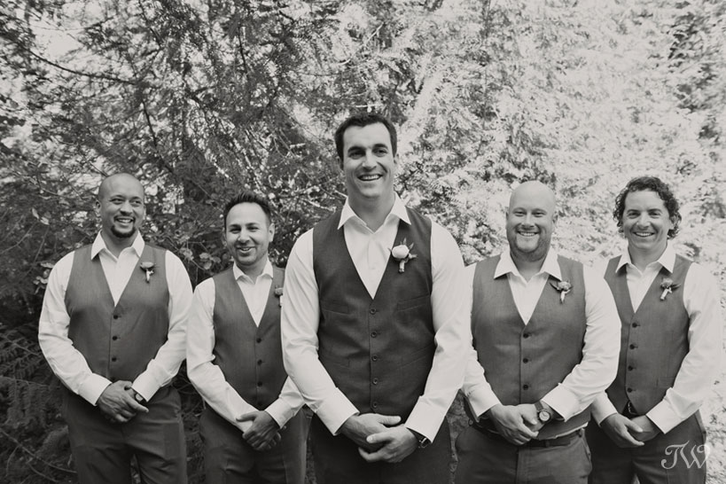 Groom and his groomsmen captured by Tara Whittaker Photography