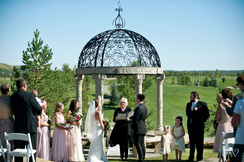 Ceremony at Blue Devil Golf Club captured by Tara Whittaker Photography