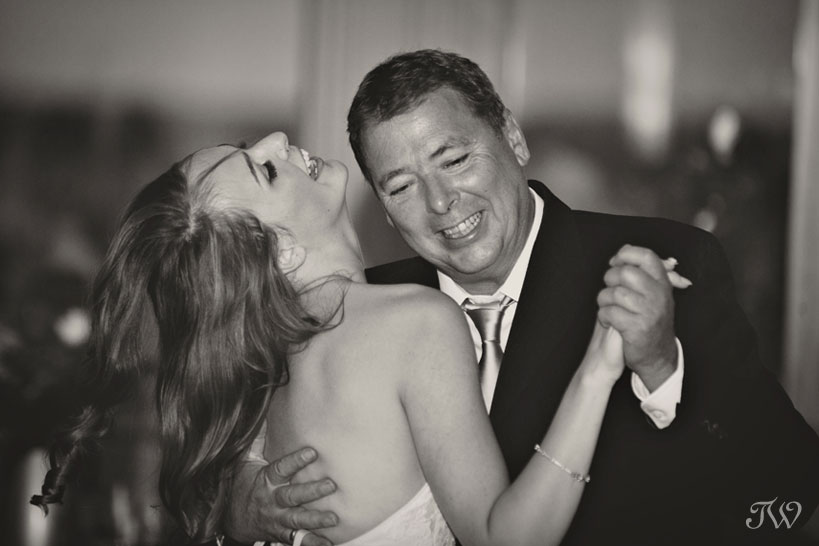 Father daughter dance at Blue Devil Golf Club captured by Tara Whittaker Photography