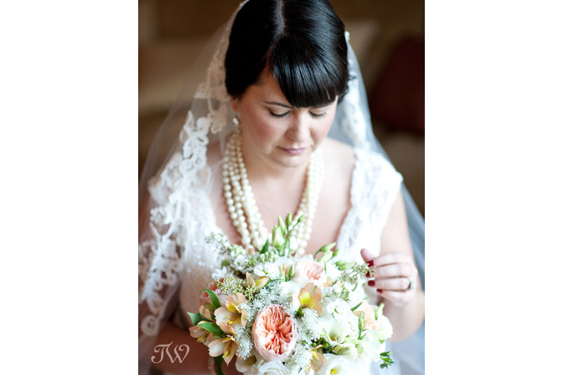 bride prepares for her wedding captured by Tara Whittaker Photography