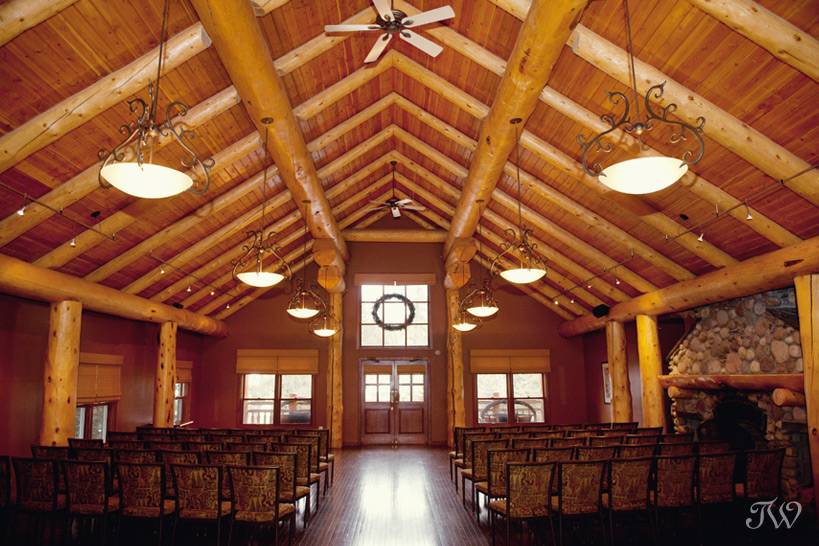 Wapiti Longhouse at Buffalo Mountain Lodge in Banff captured by Tara Whittaker Photography