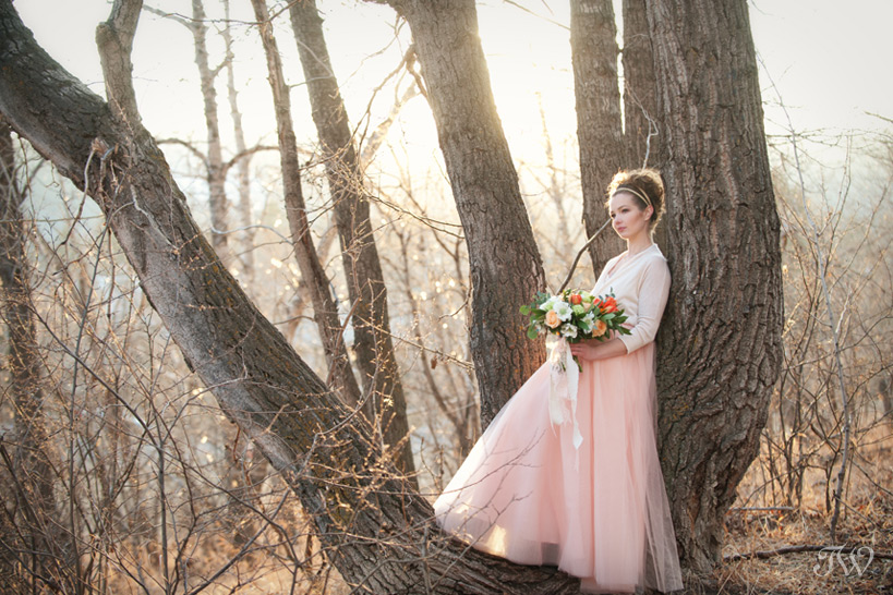 bride wearing a tulle skirt captured by Calgary wedding photographer Tara Whittaker