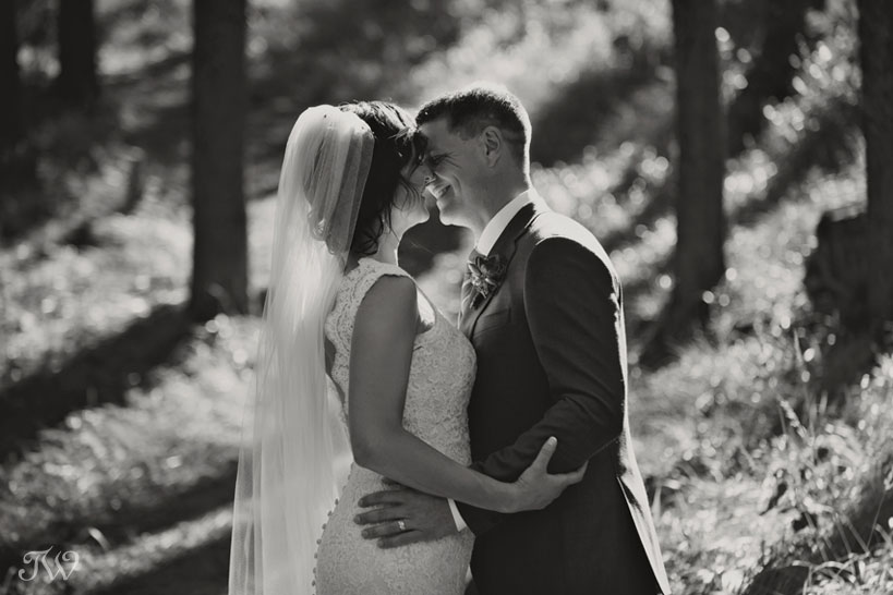 happy bride and groom after their Quarry Lake wedding captured by Tara Whittaker