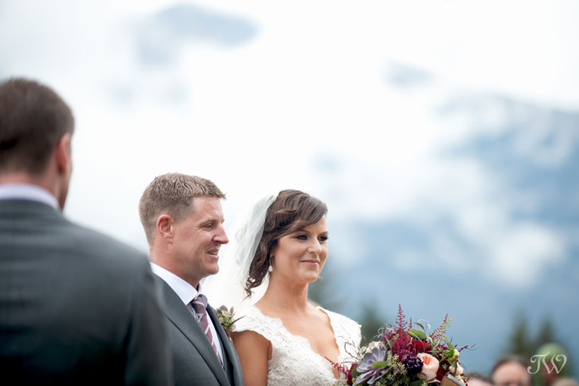 Vows during a Quarry Lake wedding captured by Tara Whittaker Photography