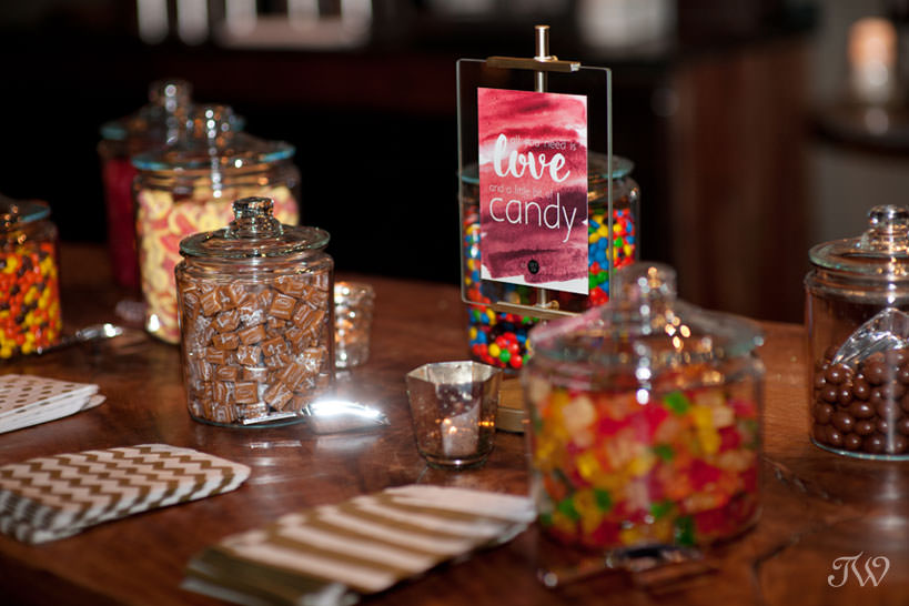 candy bar at a Lake House wedding captured by Calgary wedding photographer Tara Whittaker