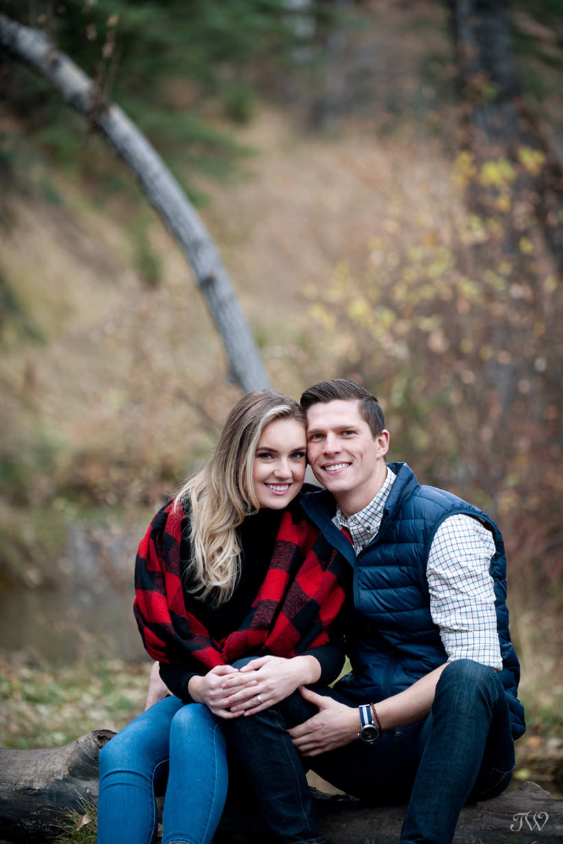Couple during their Big Hill Springs engagement session captured by Tara Whittaker Photography