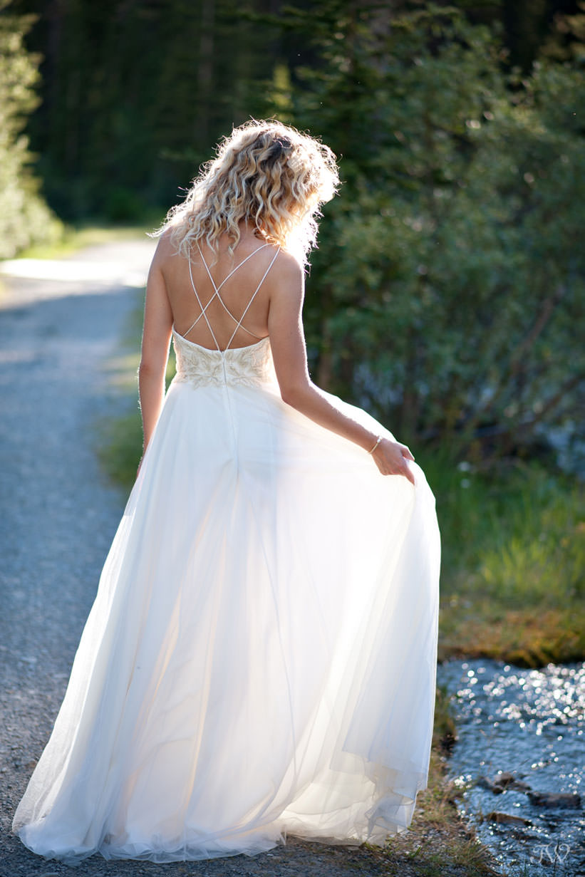Canmore bride wearing Marina Semone captured by Tara Whittaker Photography