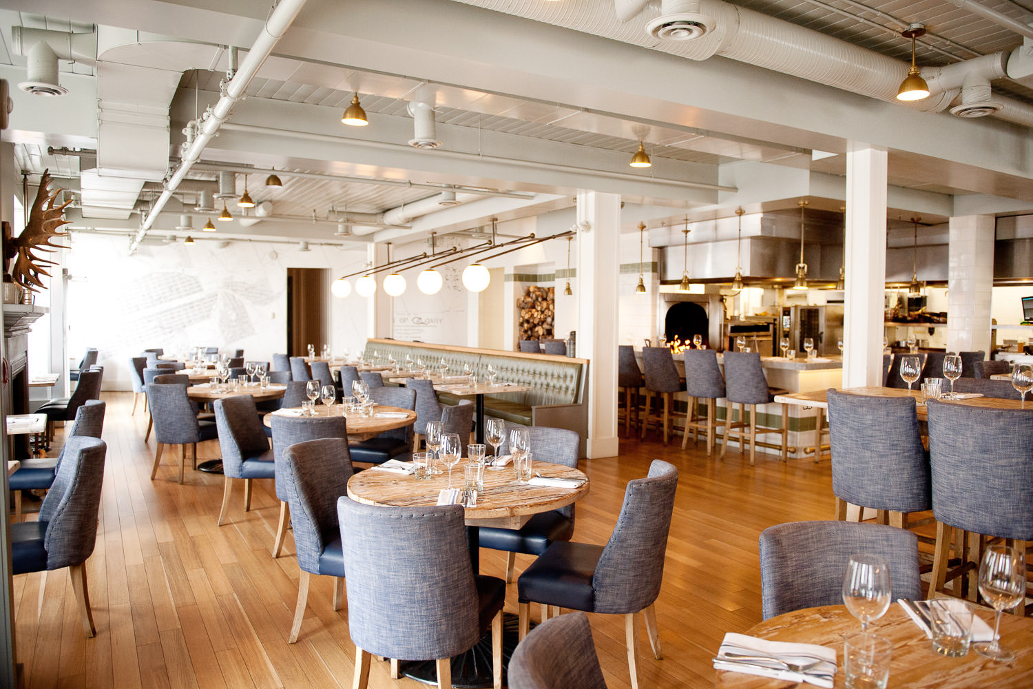 Main dining room at The Nash in Calgary captured by Tara Whittaker Photography