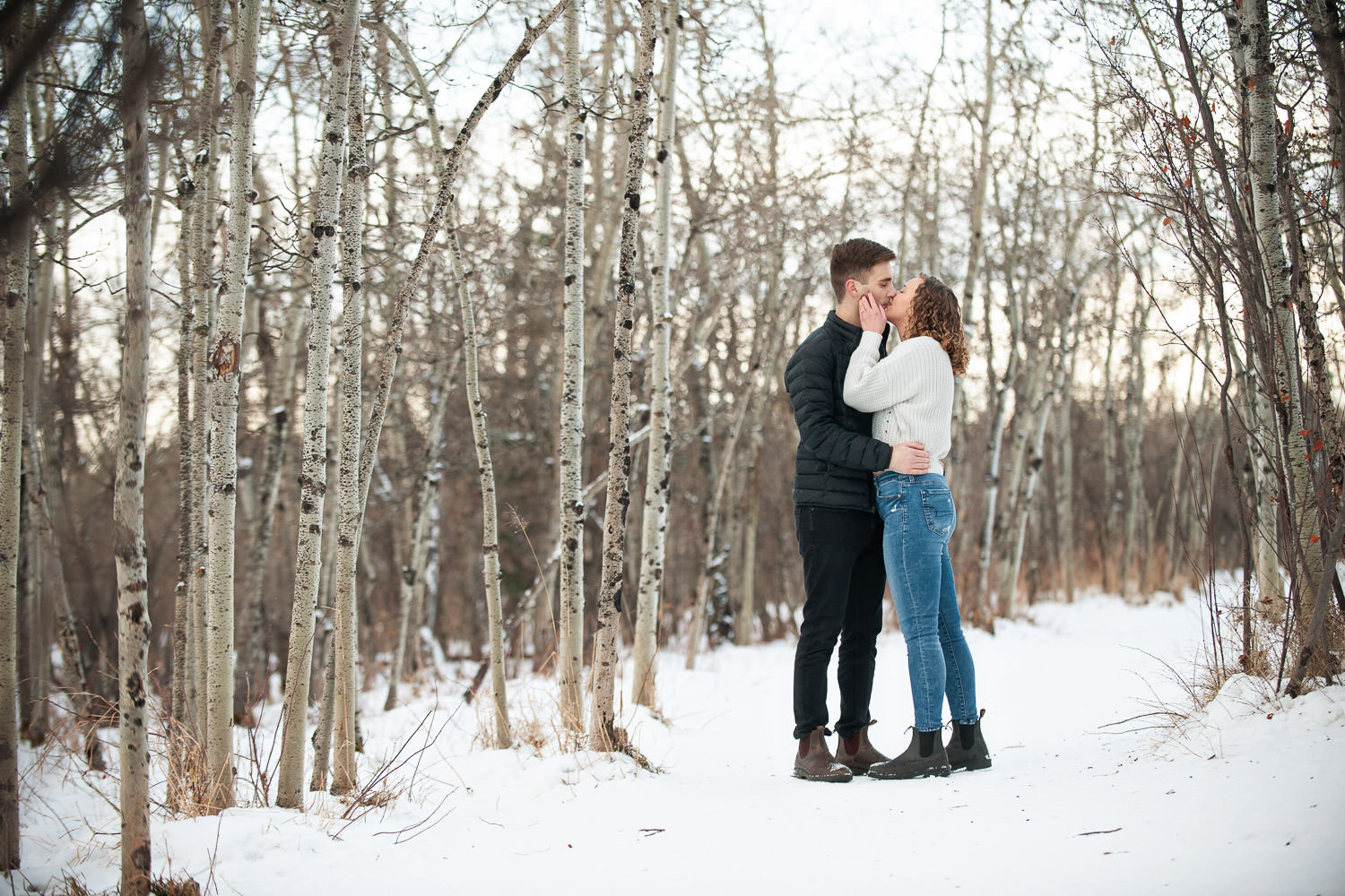 Engagement session 101 with Calgary wedding photographer Tara Whittaker 