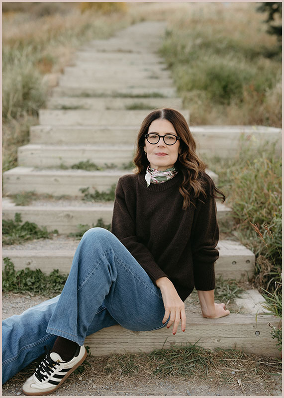 Calgary wedding and engagement photographer Tara Whittaker